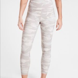 Athleta Elation Camo 7/8 Tight